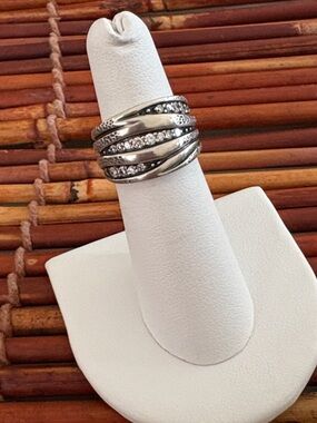 Silpada Sterling Silver Organically Ring zirconia